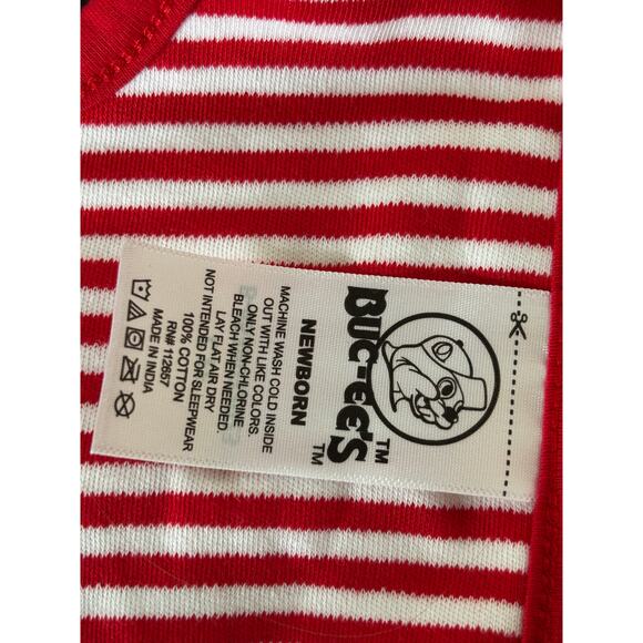 Buc-ees Red & White Stripe Newborn Bib Snap Closure NWT - Picture 4 of 7